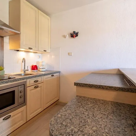 Apartament Les Regates-3 By Interhome Hyères